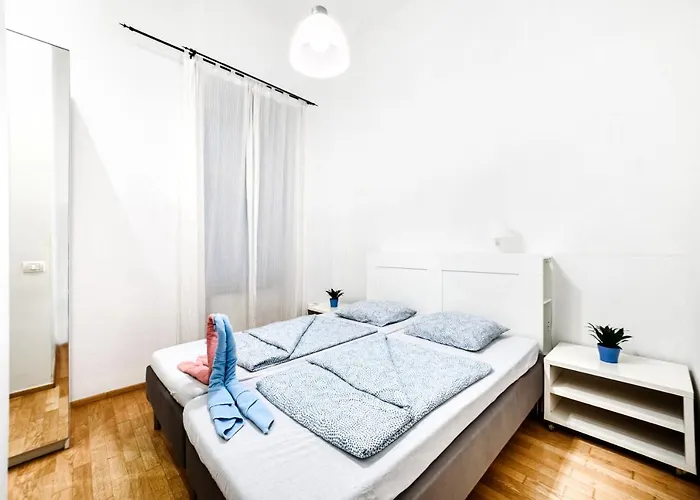 Avenue Hostel