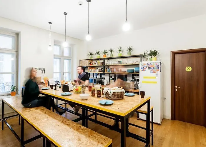 Avenue Hostel