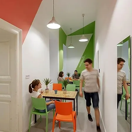 Avenue Hostal Budapest