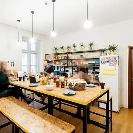 艾沃宁旅馆 旅馆